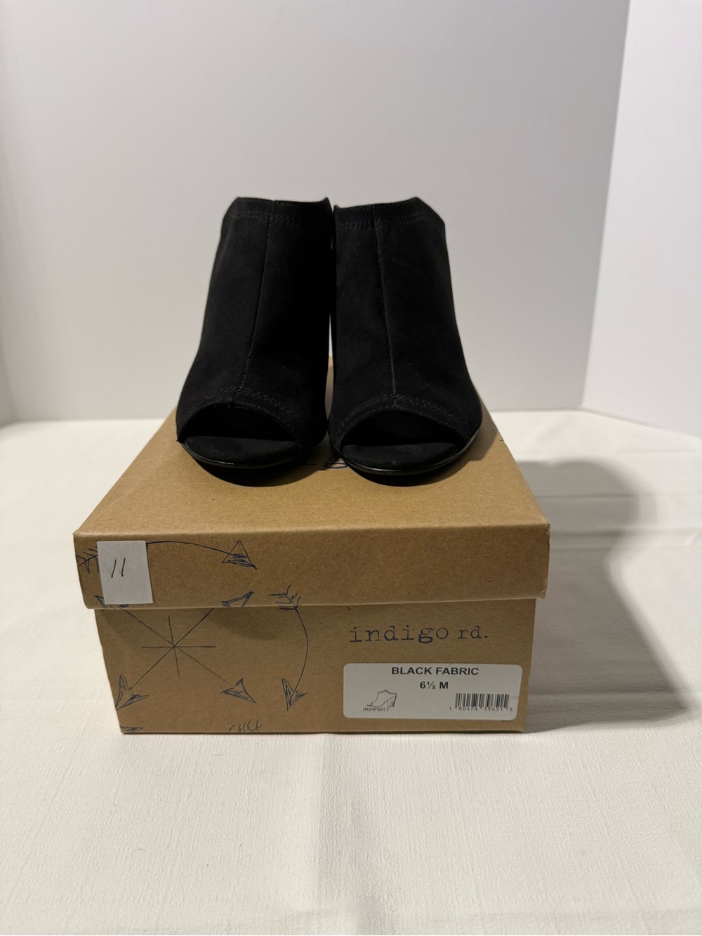 Indigo Rd Irinfinity Black Peep Toe Mule Heels Size 6.5